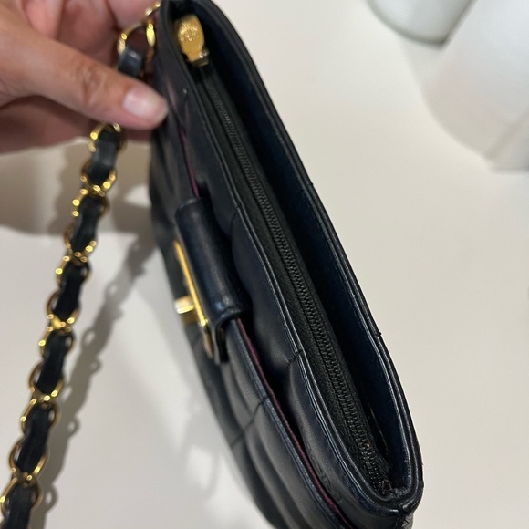 MCM SMALL BLACK QUILTED SHOULDER BAG - Picture 6 of 11